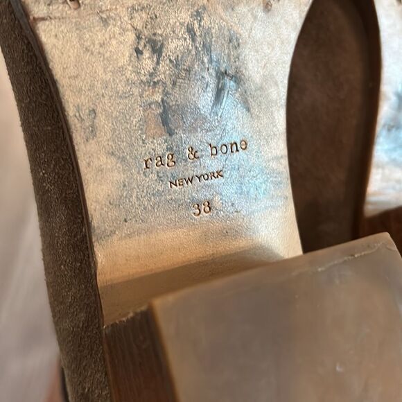 RAG & BONE WALKER NUBUCK CHELSEA BOOT IN TAN SUEDE SIZE 7 (38) EUC - Picture 11 of 11